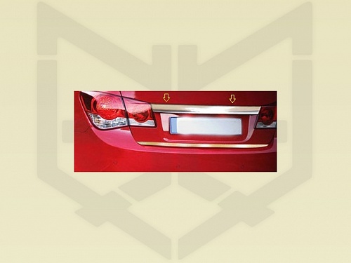 Накладка на крышку багажника Chevrolet Cruze